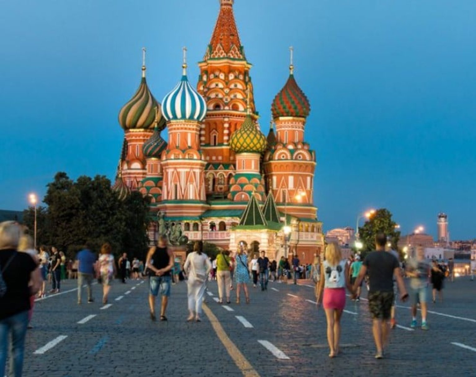 CONNAISSANCE DU MONDE - La Russie éternelle, de Saint Petersbourg aux cités médiévales de l'anneau d'or