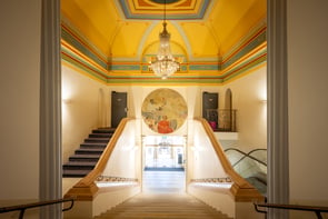 CGR Bordeaux Le Français - hall entrée fresque
