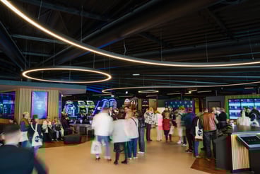 Hall d'entrée rénové du cinéma CGR MONTPELLIER LATTES