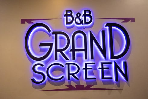 Illuminated B&B Grand Screen sign