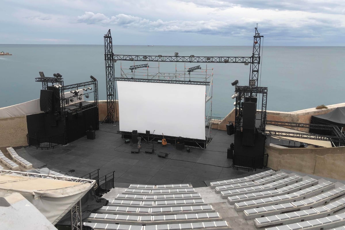 Le Cinéma de la Mer à Sète : l'écran installé au Théâtre de la Mer