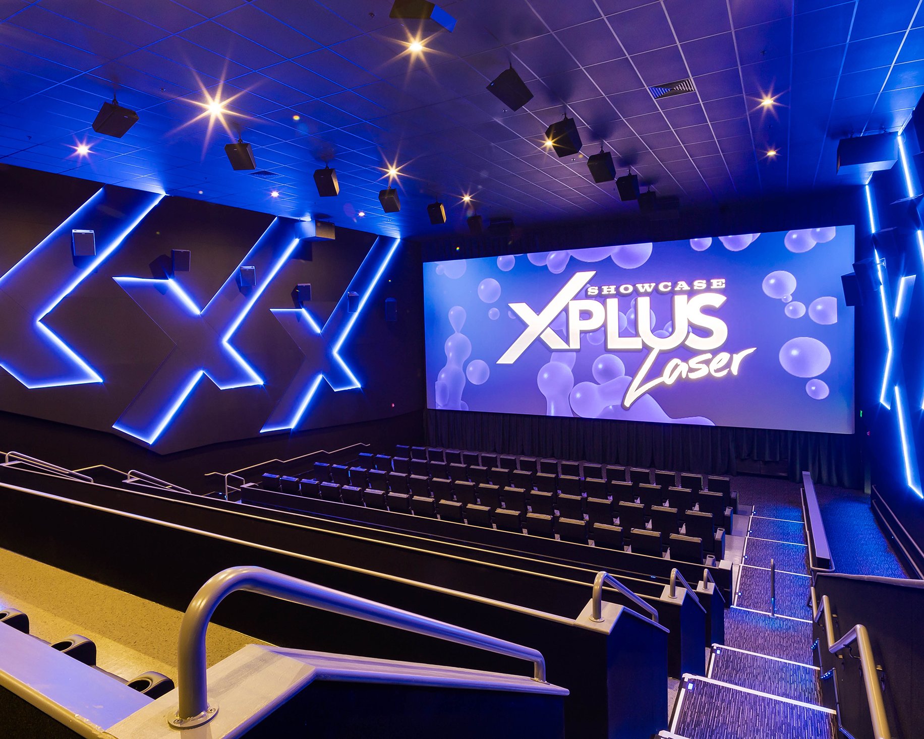 Showcase Xplus Laser auditorium