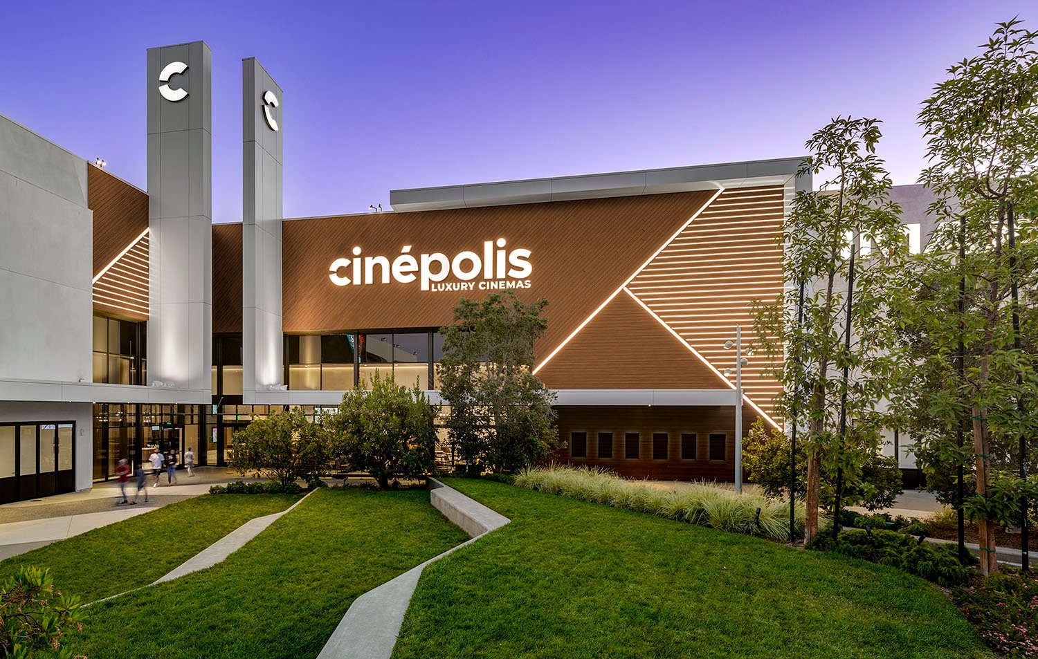 Cinepolis Luxury Cinemas Inglewood IMAX in Hollywood Park