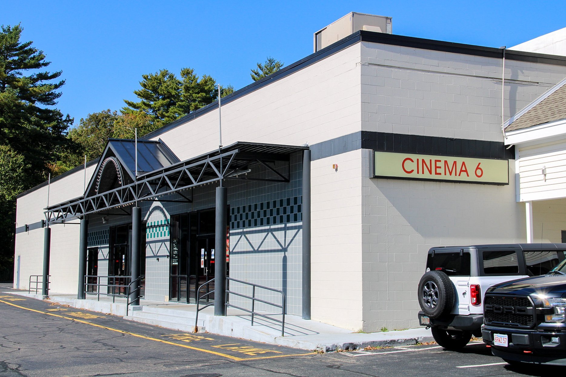 east bridgewater cinemas exterior