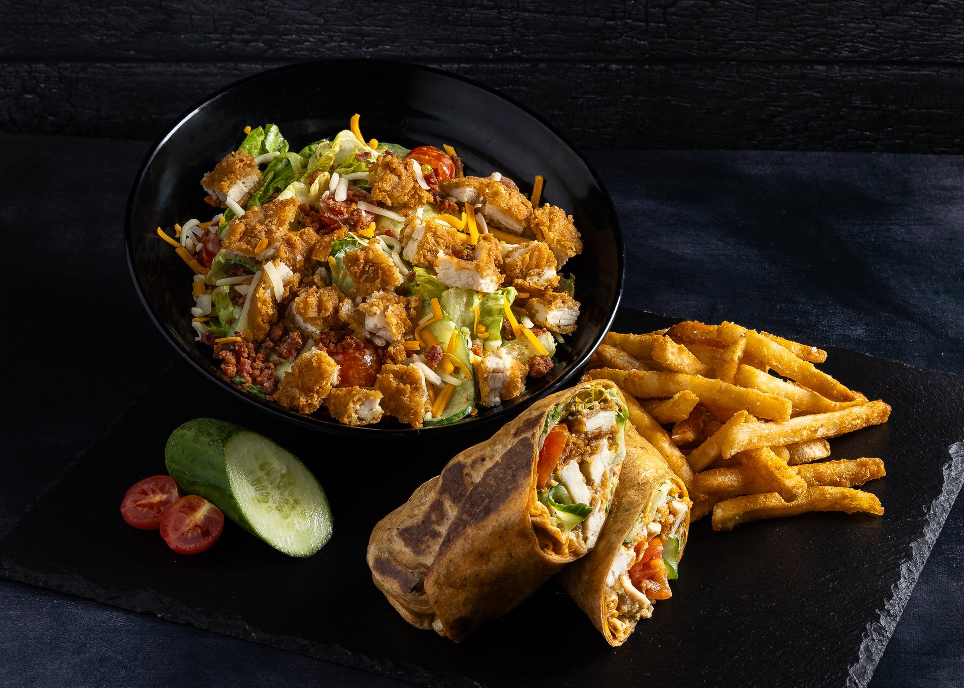 CRISPY CHICKEN GARDEN SALAD