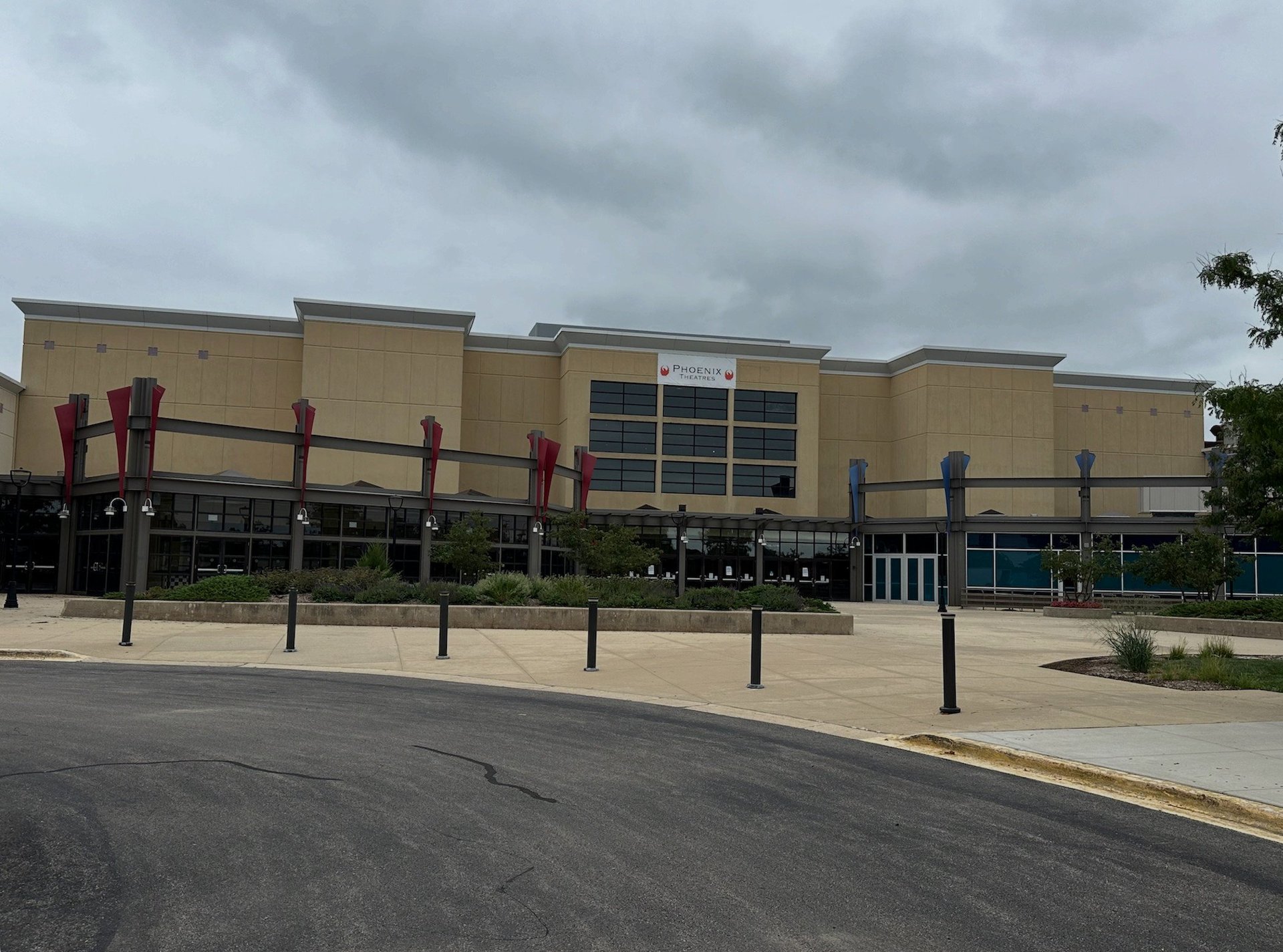 Cantera Warrenville 17 PTX