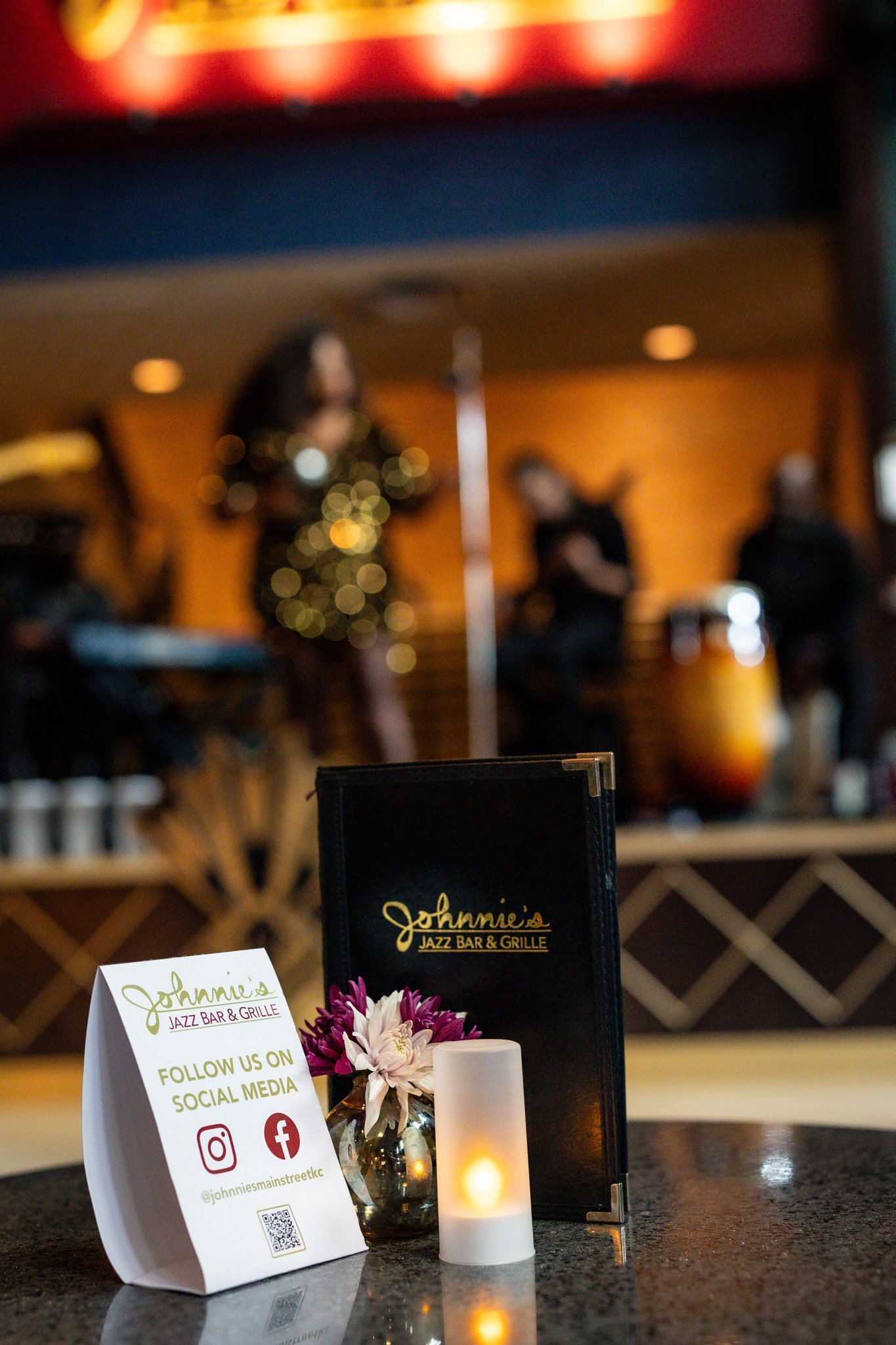 Johnnie's Jazz Bar and Grille