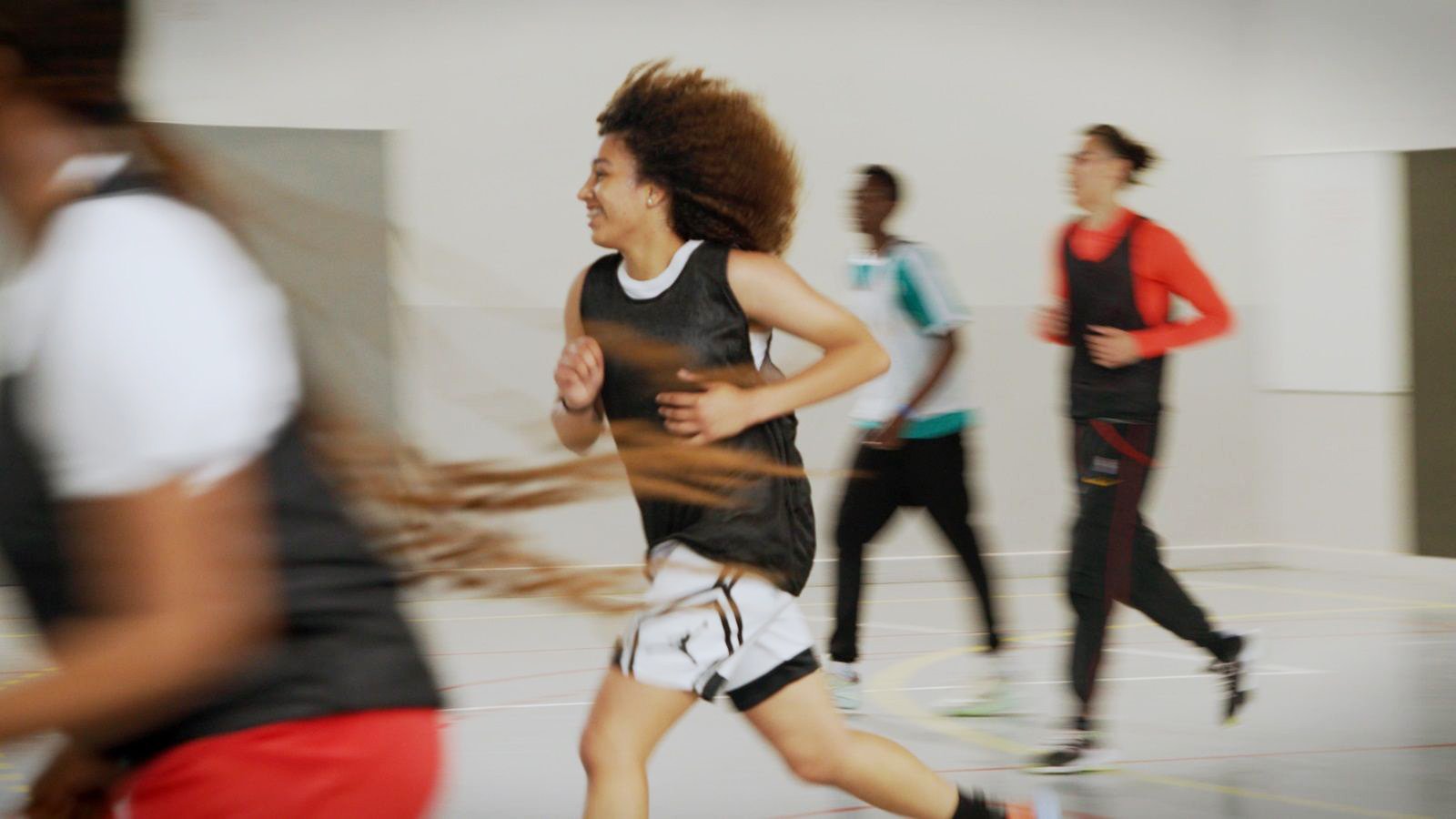 LAISSE PAS TON CORPS AU VESTIAIRE