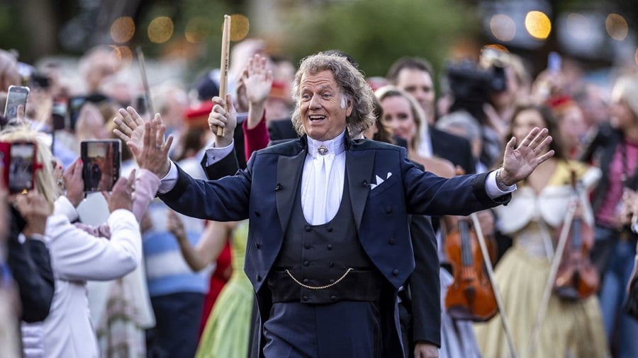 Andre Rieu's 2025 Maastricht Concert: Waltz The Night Away!