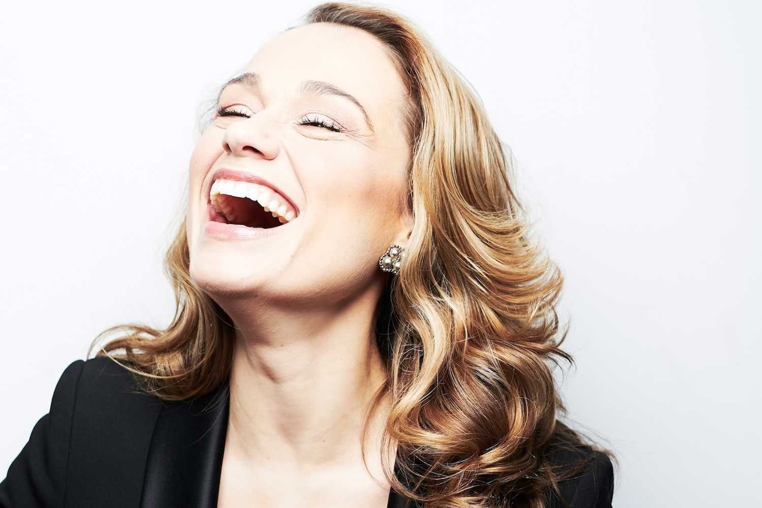 LIANNE MARIE DOBBS - LIVE at ORINDA