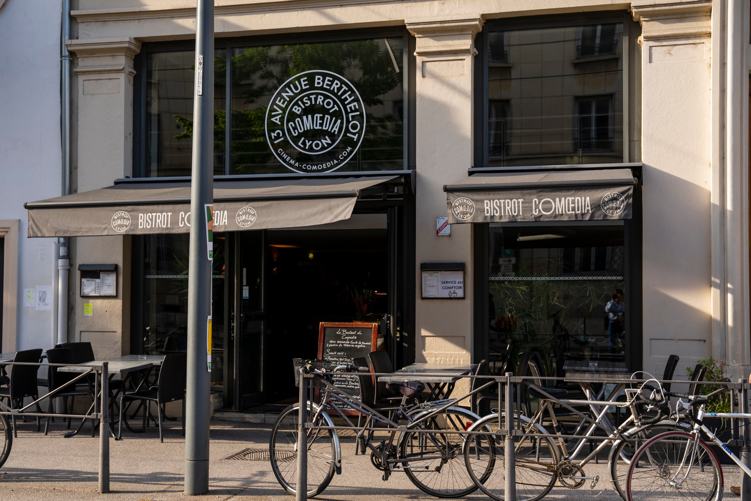 Façade du Bistrot du Comoedia