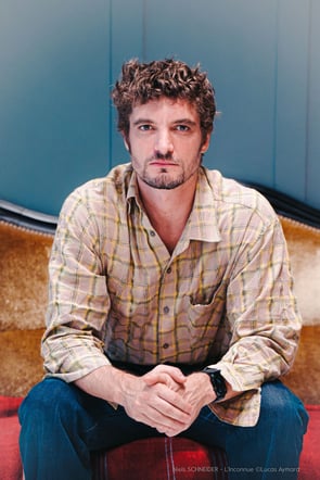 Niels Schneider pour le film L'Inconnue
