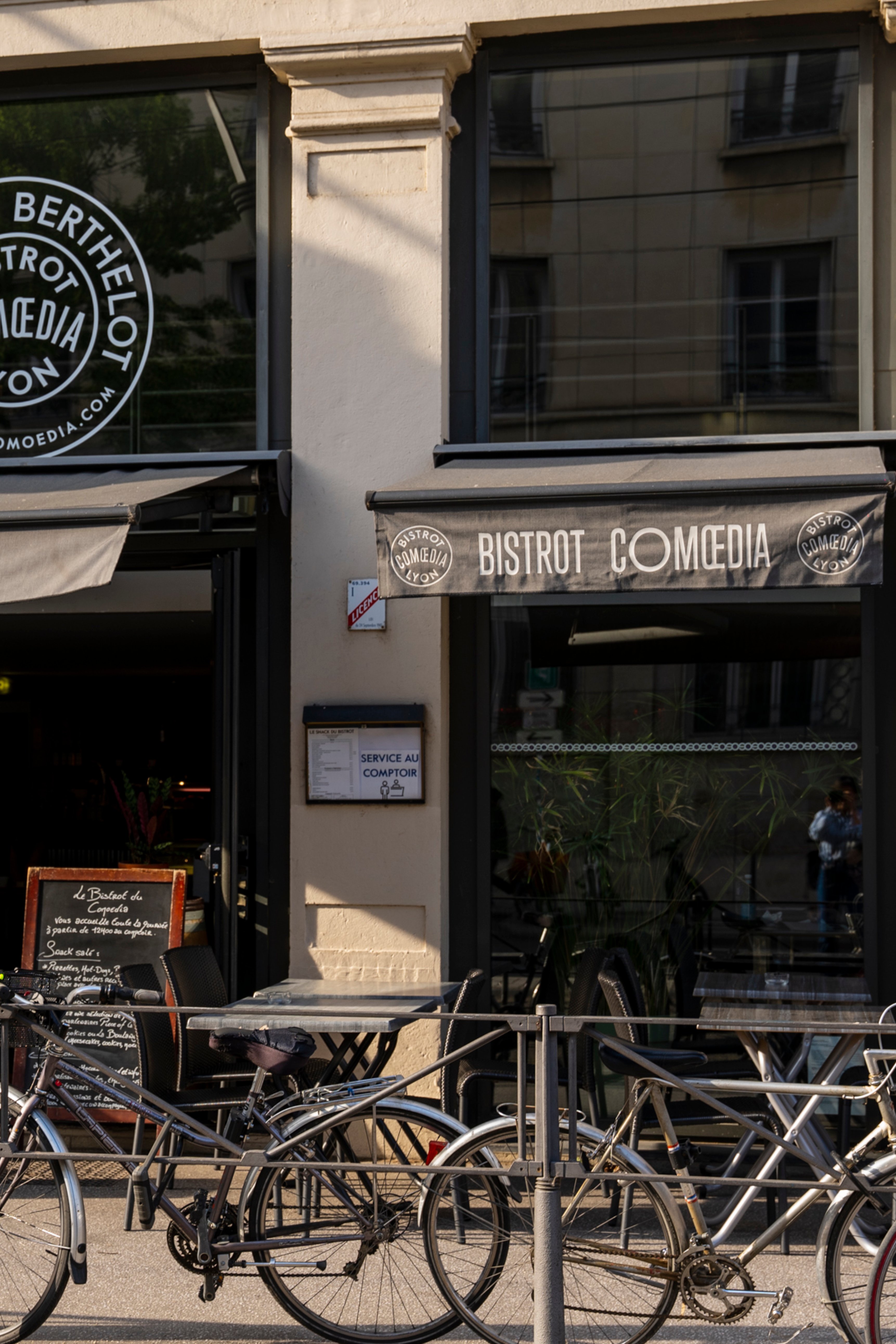 Façade du Bistrot du Comoedia