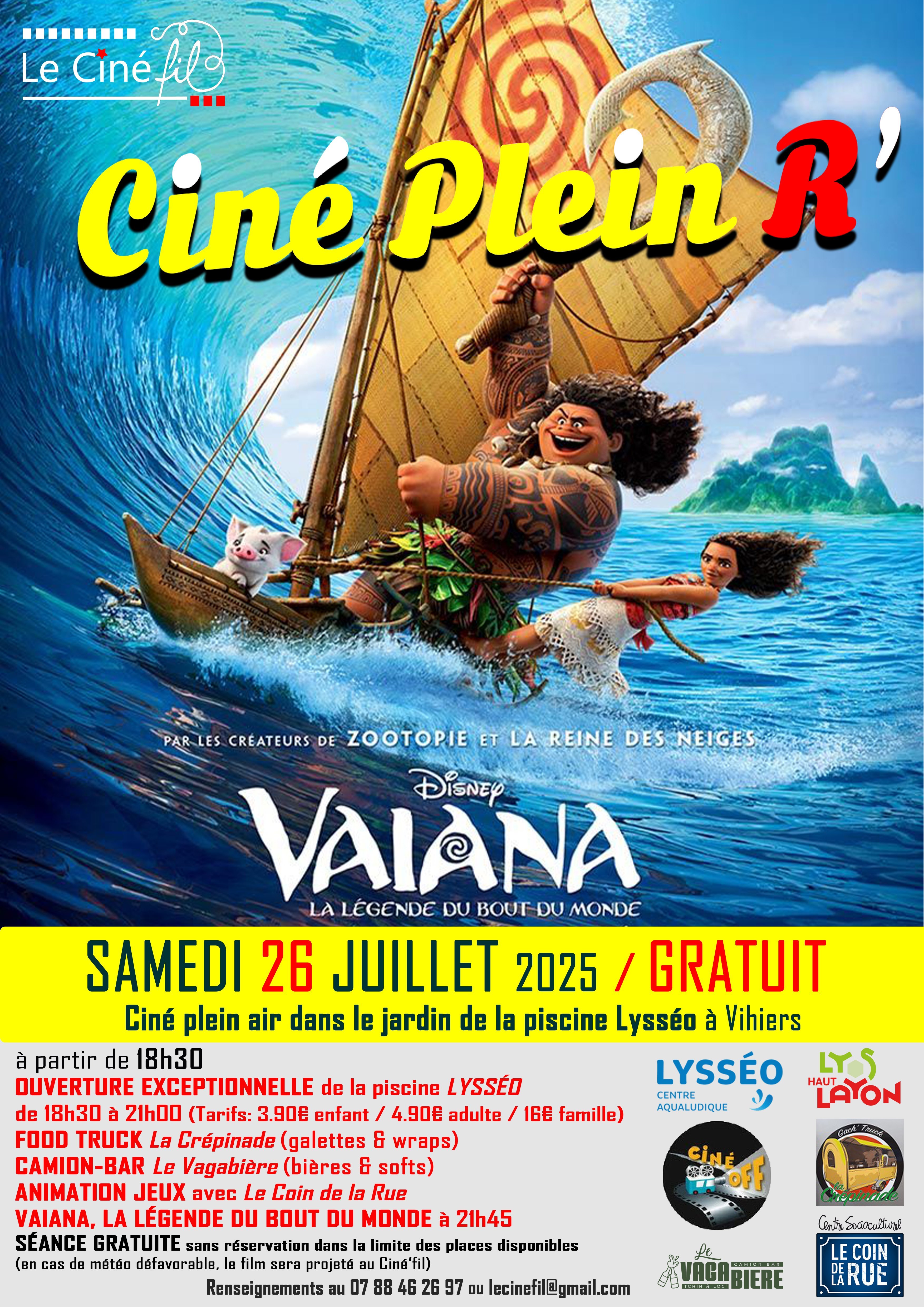 CINE PLEIN R' dans la jardin de la piscine LYSSEO