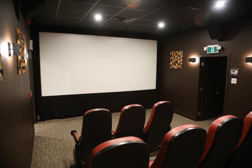 cinema 7 screen