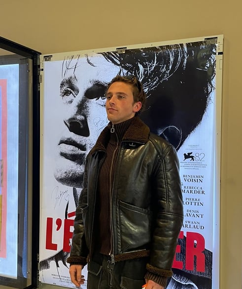 Benjamin Voisin pour l'Etranger