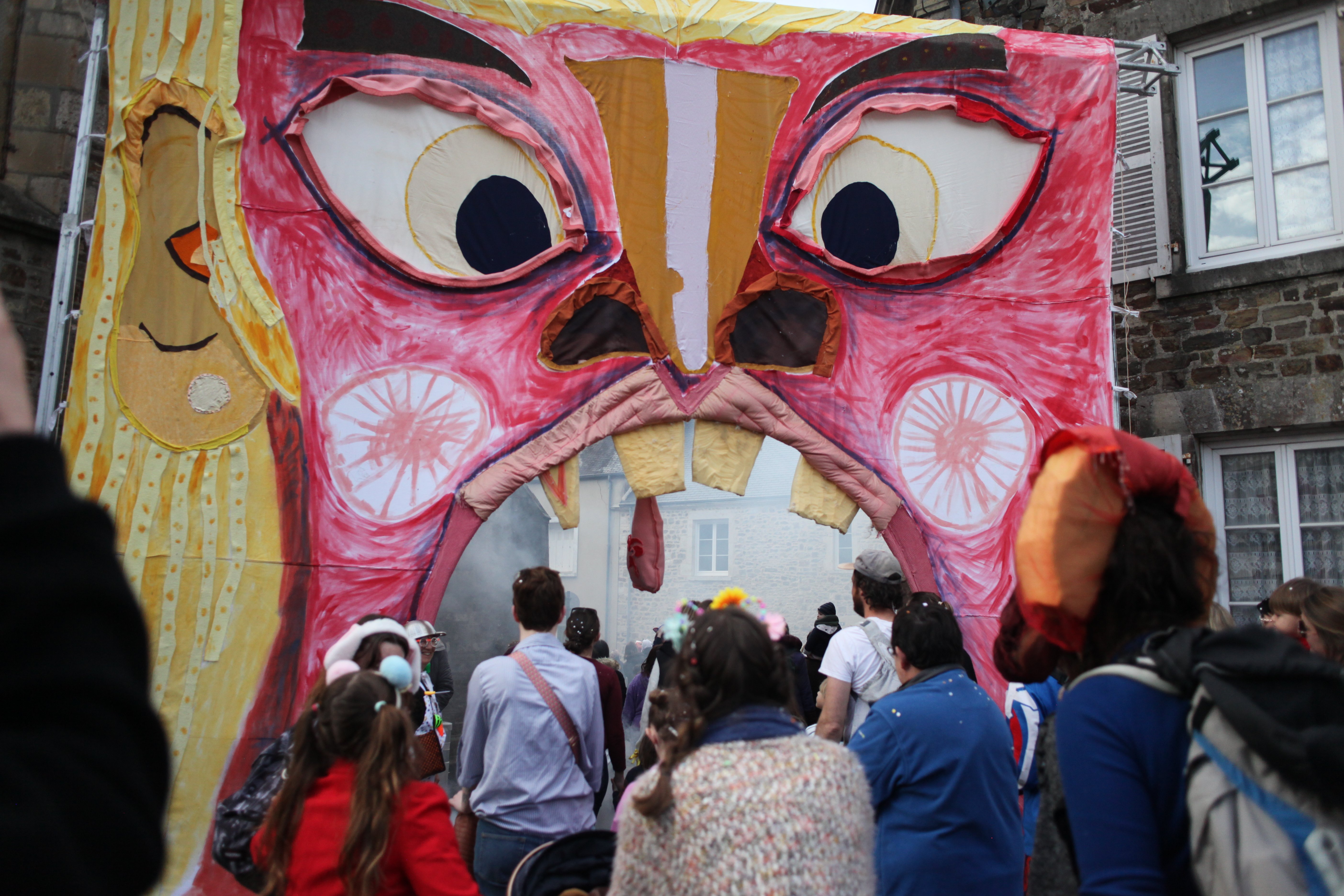 Présentation du film-documentaire CARNAVAAAL - À TAAABLE