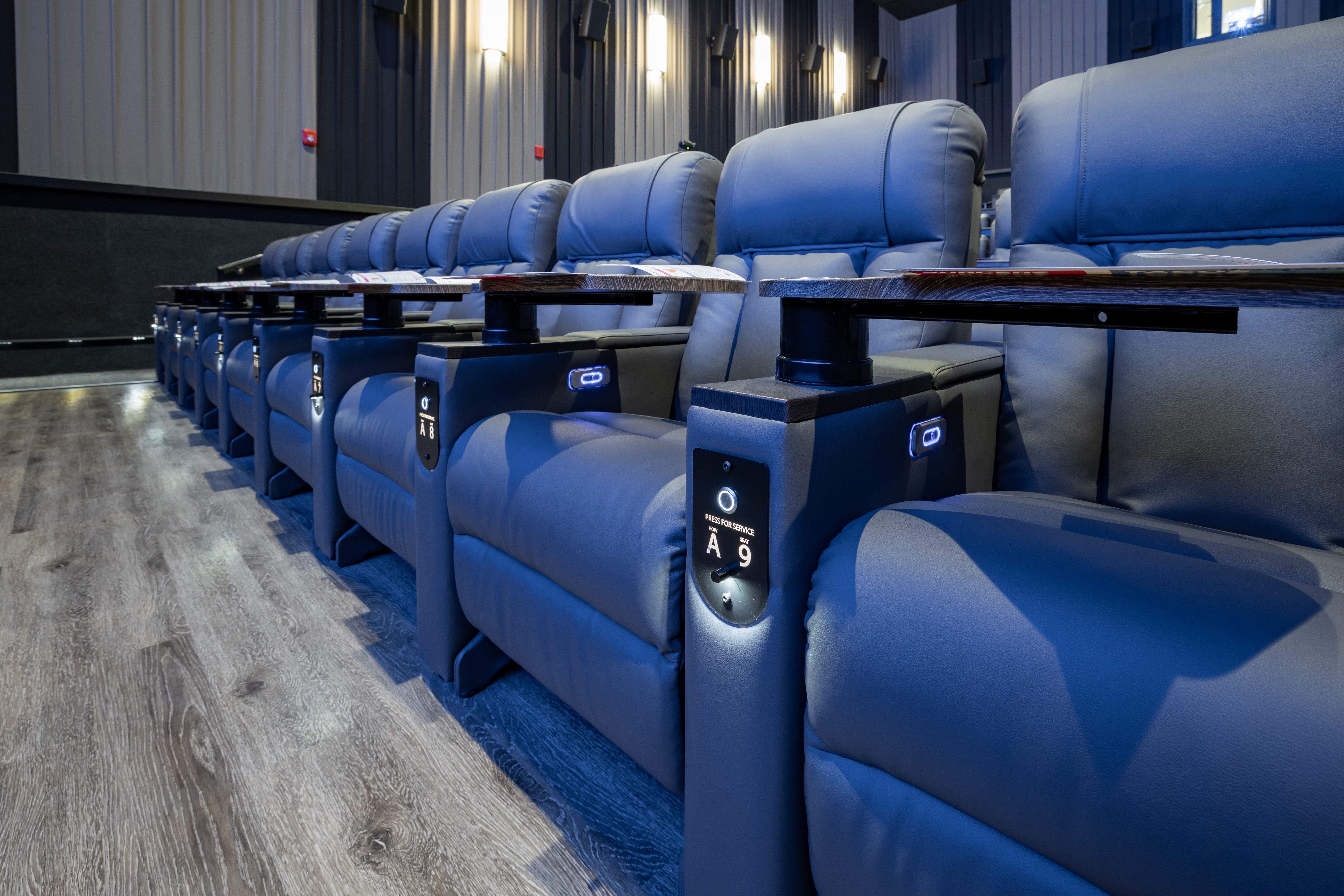 Luxury Movie Theater in Tomball | Cinépolis The Woodlands - Cinépolis - USA