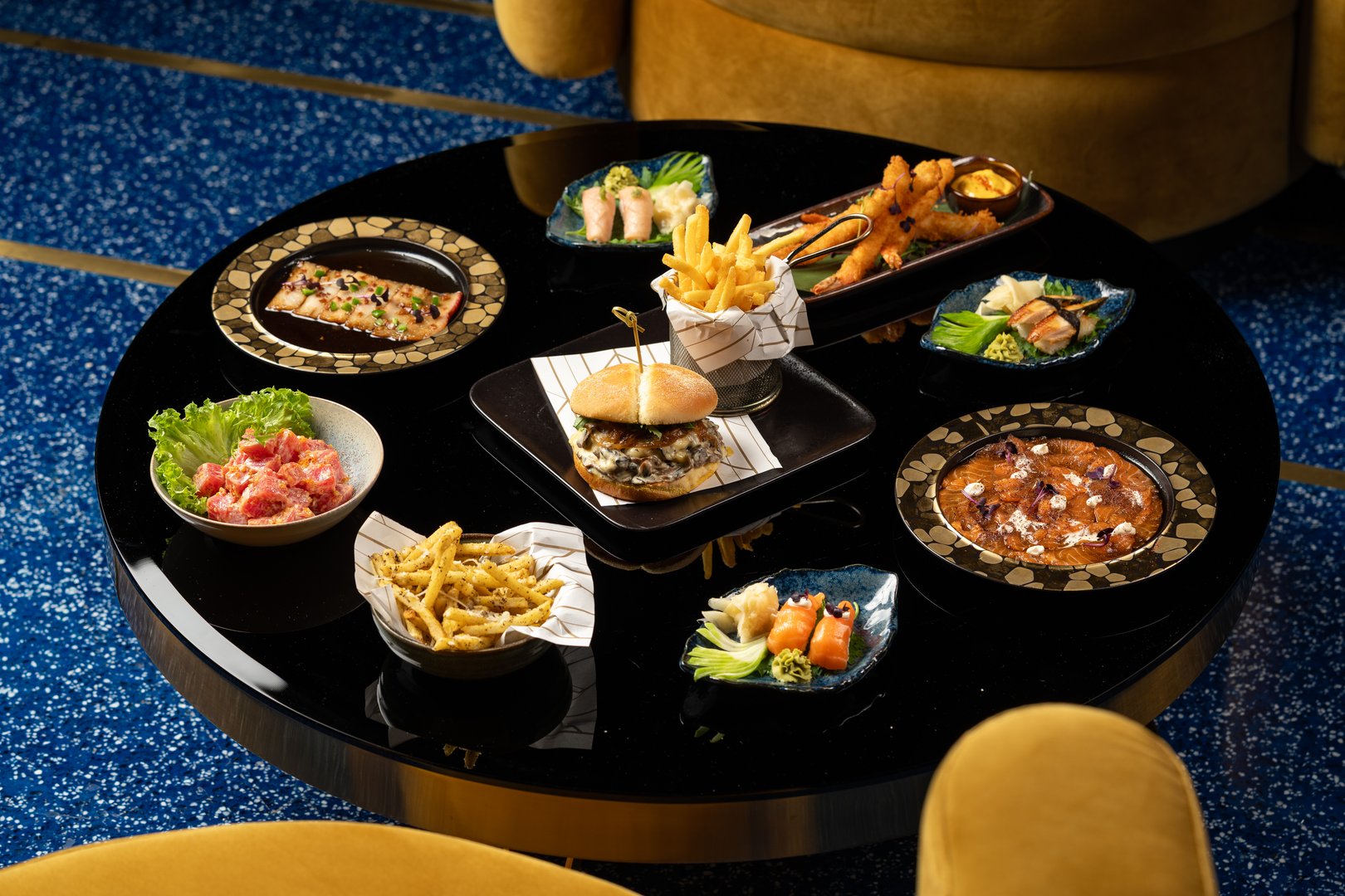 Dine, Drink & Unwind