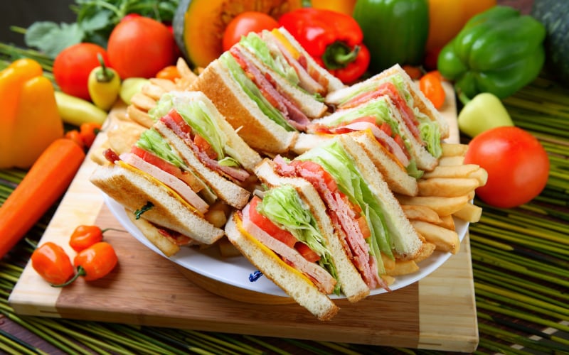 club sandwich buffet