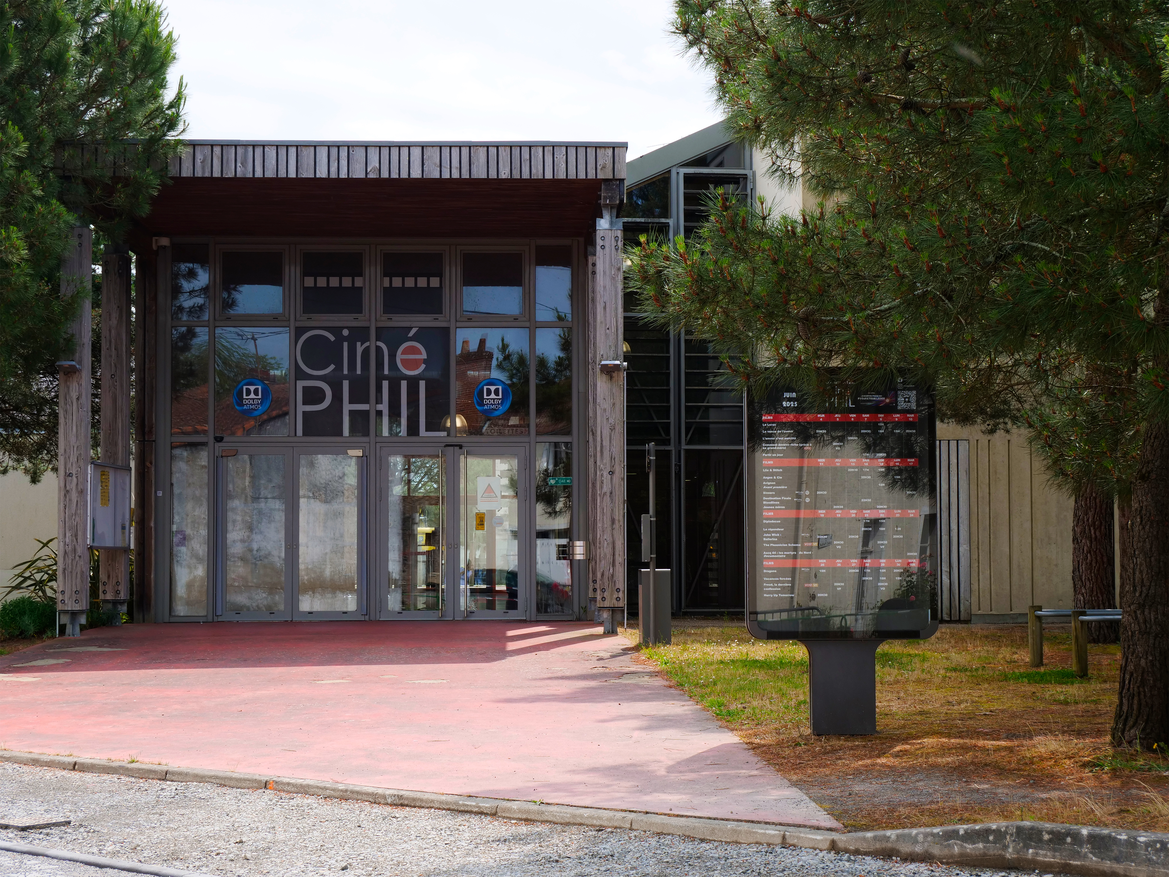 CinéPHIL
